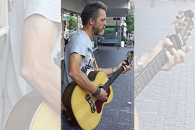 Alex B. treedt op in ’t Huukske in Arnhem-West