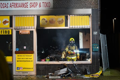 Man moet 2,5 jaar cel in voor heftige nieuwjaarsbrand bij winkel van zijn ouders