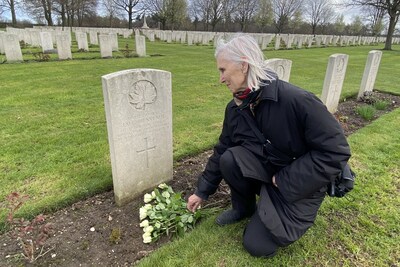 Na tachtig jaar krijgt gesneuvelde bevrijder Joseph in Dreumel eindelijk een gezicht voor zijn docht
