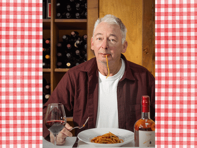 Schrijver Peter de Smet (alias Hendrik Groen) na 12 jaar mysterie voor even in de schijnwerpers: ‘Bekendheid geeft gedoe’