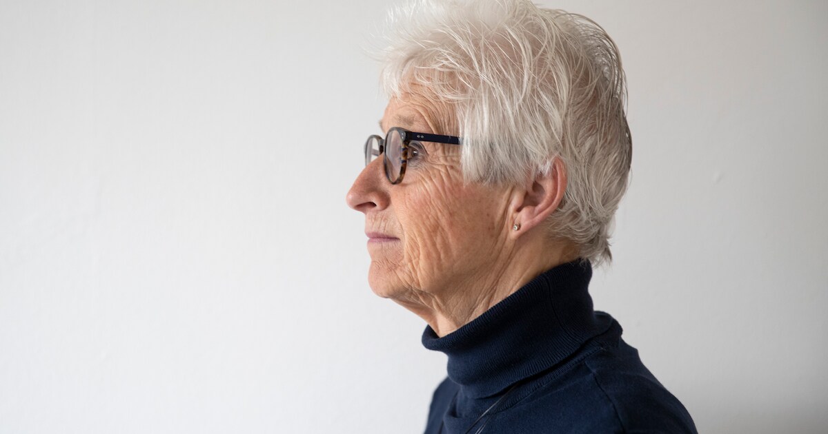 Gerrie (75) schreef nauwgezet verhalen over ‘bevrijdingsslachtoffers De Hoven’ en krijgt nu een lint