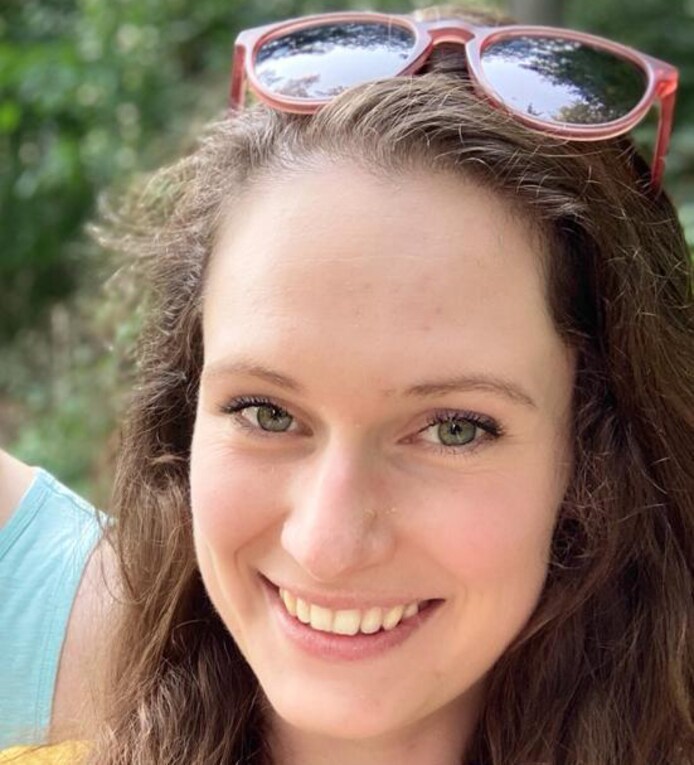 Motorrijdster Alice (29) leefde haar droom, toen overstekende zwaan ...