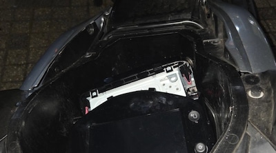 Autokrakers scheuren met 130 km/u door Utrecht en worden betrapt met scooter vol gestolen navigaties
