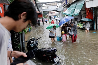 Overstromingsramp in Bangkok door aanhoudende regen, reizen van Nederlandse toeristen aangepast