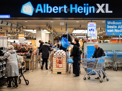 Kans op verwondingen door nootjes Aldi en Albert Heijn, supermarkten roepen producten terug