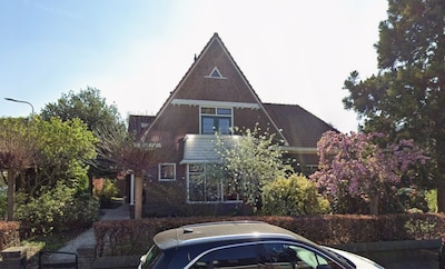 Fundaparel: in deze vrijstaande woning in Nijmegen speelt rood een hoofdrol