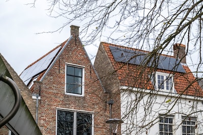 Salderingsclaim vraagt geld om te procederen tegen de staat over waardeloze zonnestroom