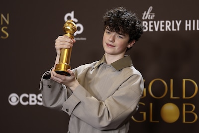 Owen Cooper jongste winnaar beste bijrol Golden Globes voor hitserie Adolescence