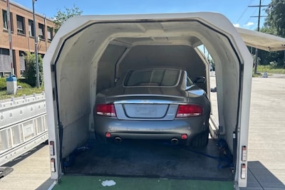 Duitse douane beboet Nederlander met zeldzame ‘Bond-bolide’, hij moet 19.000 euro afrekenen