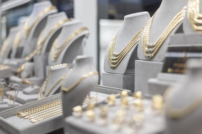 Overval op een goudwisselkantoor, nu museum in Doesburg leeggeroofd: waarom zijn goud en zilver zo a