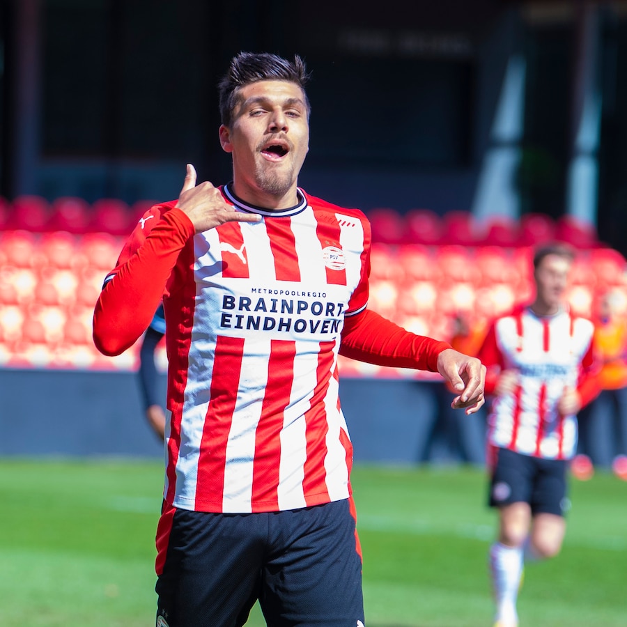 Hoe een kapperszoon en voormalig PSV’er uit het Gelderse Wijchen nu een ...