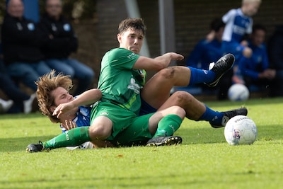Longa’30 boekt derde overwinning • Pax met hangen en wurgen langs ZZC’20 • Menting scoort vier keer 