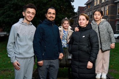 Uitzetting dreigt voor ernstig zieke Aronk (12): ‘Behandeling in Irak is onmogelijk’