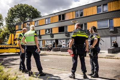 Brand in Roermond waarbij jongen (16) en moeder (51) omkwamen is aangestoken, politie zoekt beelden