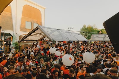 Staatsgreep Festival roept eigen 'staat' uit tijdens Koningsdag in Nijmegen