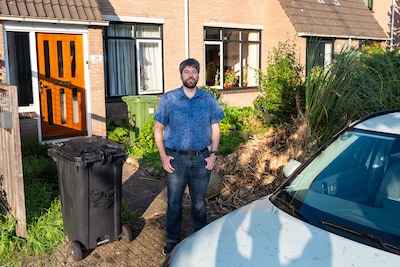 Rotterdammers offeren voortuin op om betaald parkeren te ontlopen: ‘Het is niet anders’