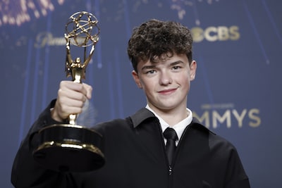 Adolescence-acteur Owen Cooper (15) is jongste mannelijke Emmy-winnaar ooit