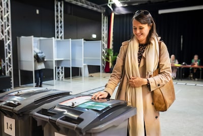 Grote steden komen met voorlopige opkomstcijfers: meer dan helft van kiesgerechtigden in Utrecht heeft gestemd