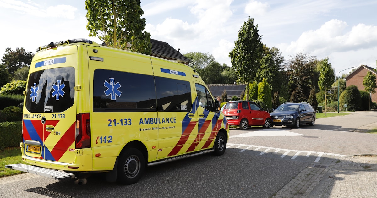 Bestuurder 45-kilometerauto naar ziekenhuis na botsing in Sint Agatha