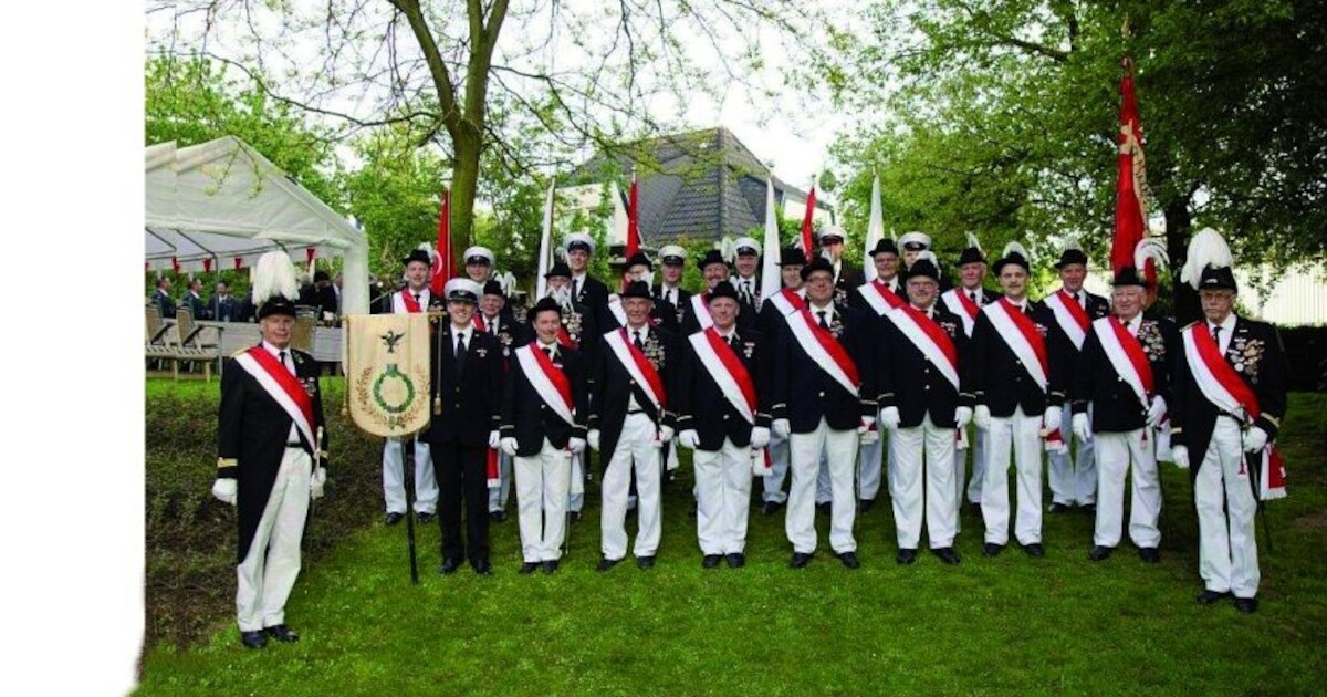 Officierenkorps EMM uit Lobith bestaat 75 jaar