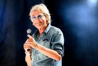 Matthijs van Nieuwkerk gaat weer de theaters in