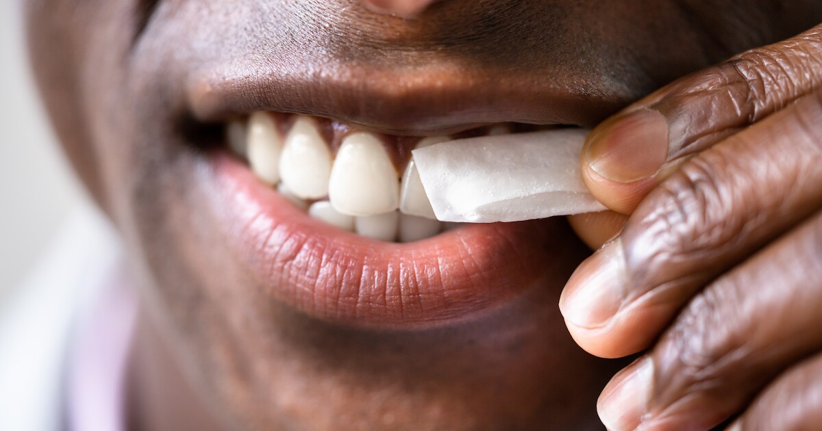 Klein en zoet, maar allesbehalve onschuldig: wat is snus, wat doet het ...