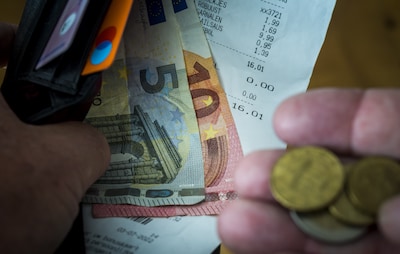 De prijzen blijven stijgen, maar iets minder hard: inflatie zakt naar 3,1 procent