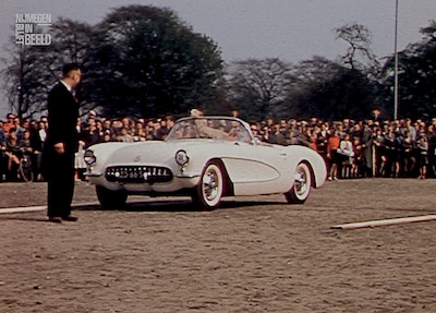 Oude filmbeelden uit Nijmegen: Heftige Piersonrellen en lammetje in luxe auto