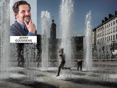 ‘Het enige dat een beetje verkoeling brengt is de wetenschap dat het in Lyon nóg warmer is’, aldus J