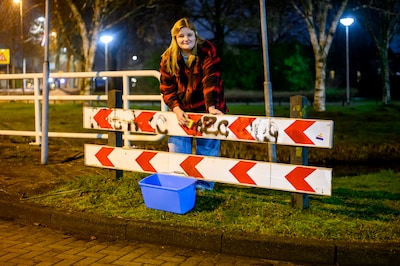 Suzie (33) herkent haar dorp niet meer en voert daarom actie: ‘Er is een grote stille meerderheid’