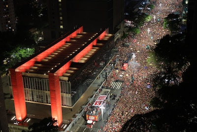 Historische ommekeer in Brazilië: Lula toch herkozen als president, Flávio Bolsonaro erkent uitslag niet