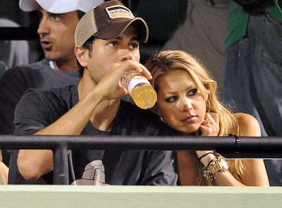 Enrique Iglesias en Anna Kournikova verwelkomen vierde kindje