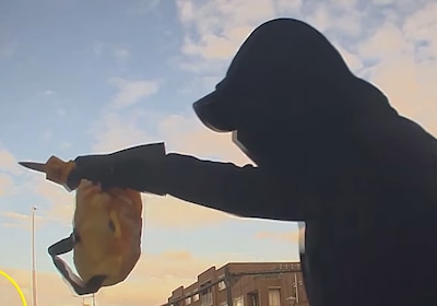 Jongen (17) krijgt beloning van 1000 euro als hij auto vernielt: maar dan ziet iemand het gebeuren en wordt hij neergestoken