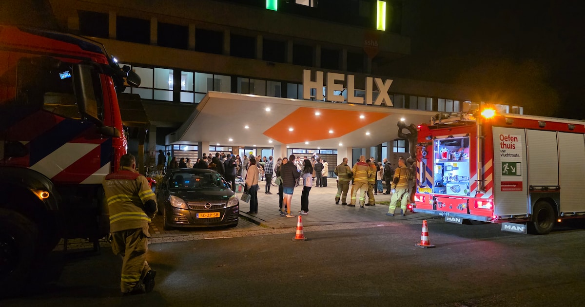 Deel van Arnhems flatgebouw ontruimd na brand in fietskelder