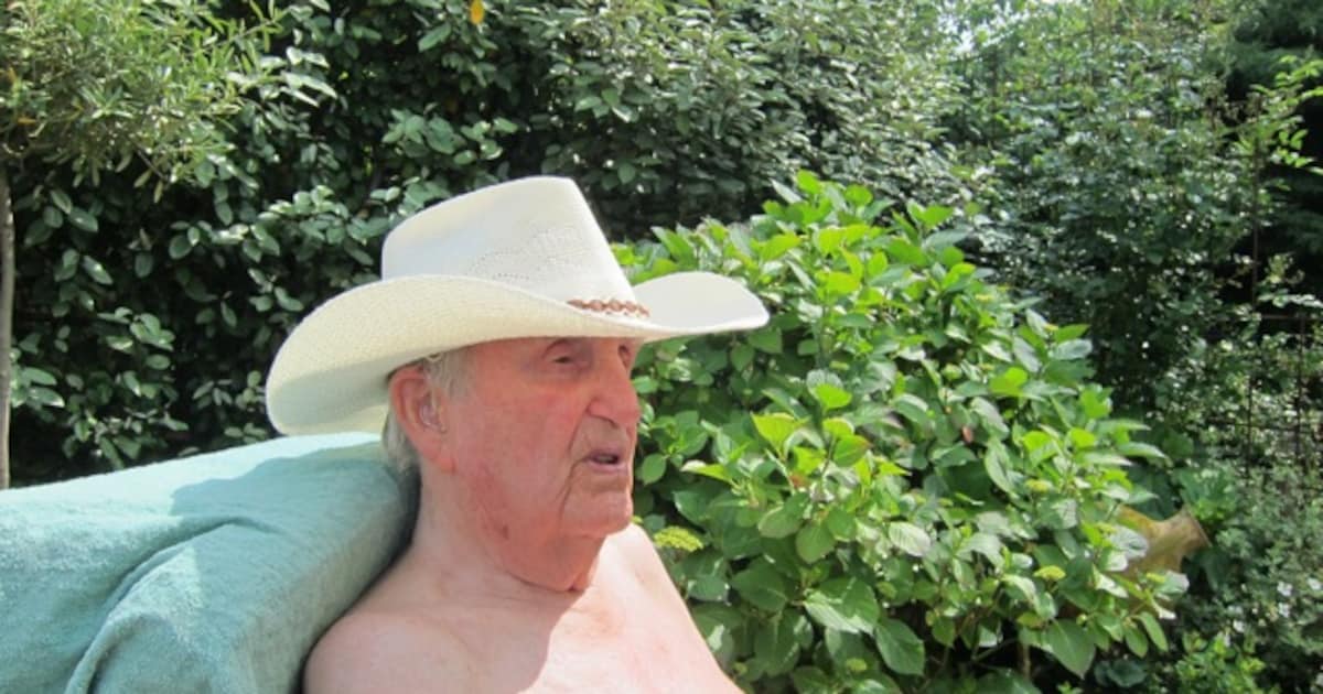 Jip (89) schreef eigen rouwadvertentie, alleen is hij helemaal niet ...
