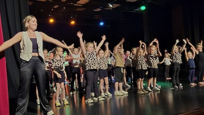 Streetdance op het altaar: kerk scoort als dé koele redding voor 150 dansende kinderen