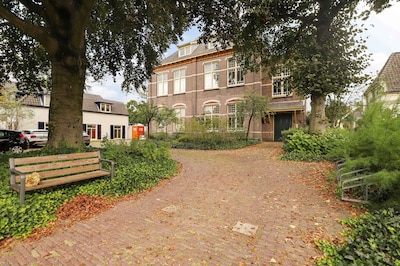 Vijf vragen over opvang van Oekraïners in monumentaal pand in Doesburg: ‘Eerste bewoners over anderh