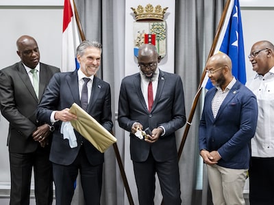 Curaçao krijgt 63 miljoen voor stroomnet, Aruba 54 miljoen