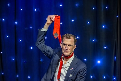 Trump-imitator Greg Shapiro: ‘De president is nu een dolle stier, hij dendert door totdat hij dood neervalt’