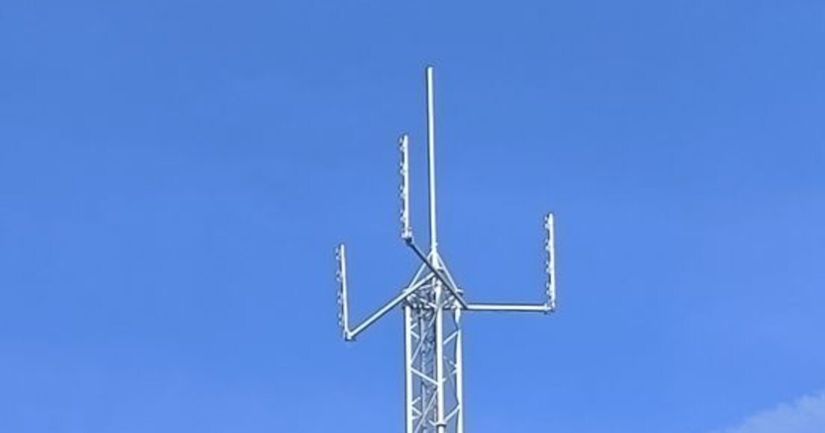 Rechtbank: gemeente mocht illegale zendmast in Uden laten slopen