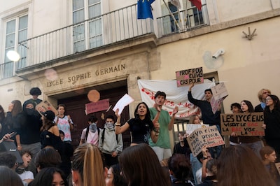 Waarom in Frankrijk bijna niemand opkijkt van de gewelddadige protesten van scholieren