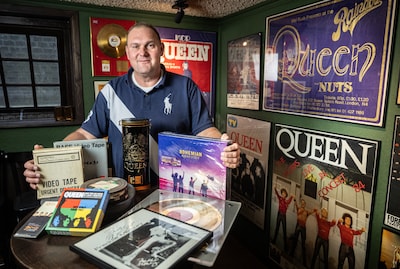 Een eerste mix van Bohemian Rhapsody? Sikke heeft hem op tape