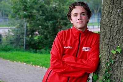 Ties (15) uit Maarn schaafde zijn hardlooptechniek bij en aast nu op toptijd tijdens Utrechtse Singe