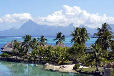 Nederlander en Duitser aangehouden in Frans-Polynesië na grote drugsvangst