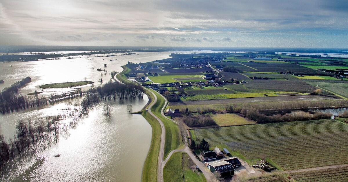 Wat komt de minister doen in Varik?