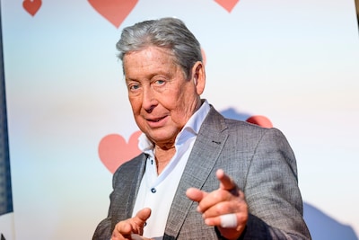 Hans Kazàn gaat goocheltruc veilen: ‘We brengen ook de verhalen en magie er achter’