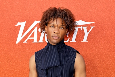 Rapper D4vd opgepakt vanwege eerdere vondst dood meisje (14) in kofferbak van zijn Tesla