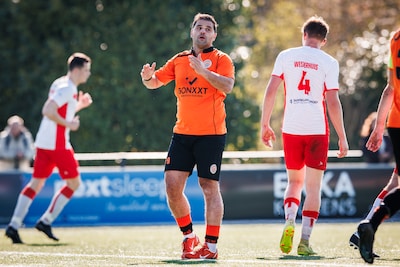 Staking na forse klap, winst voor tiental en jubileumdoelpunt bij Delta Sports’95: dit is het voetba