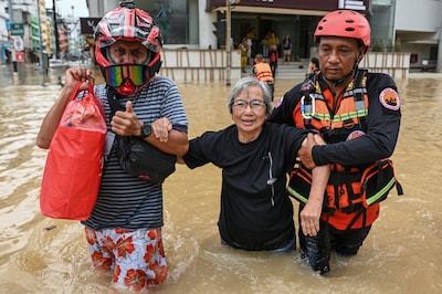 Ruim 300 doden door overstromingen in Zuidoost-Azië, Thailand en Sumatra zwaar getroffen