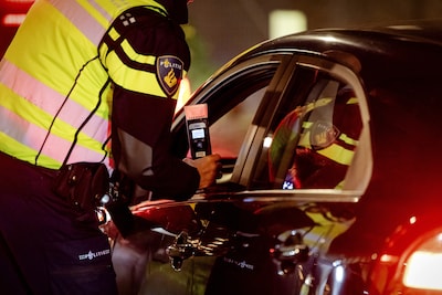 Bestuurders onder invloed van drugs massaal de klos door nieuwe 'kliklijn' tussen politie en CBR